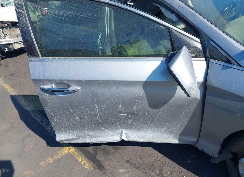 Photo 17 of 2015 Hyundai Sonata LIMITED (VIN 5NPE34AF3FH050961)