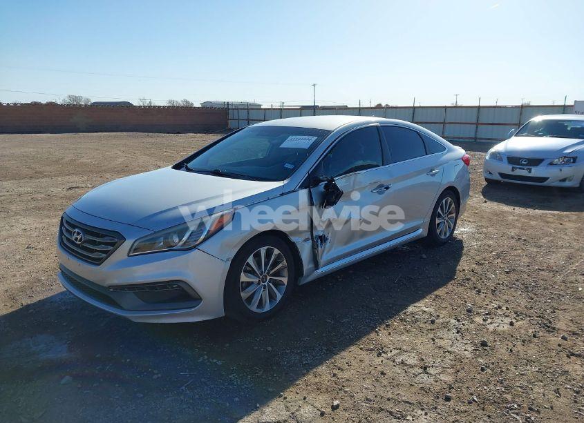 Photo 2 of 2015 Hyundai Sonata SPORT (VIN 5NPE34AF3FH067677)