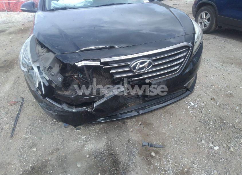 Photo 6 of 2015 Hyundai Sonata LIMITED (VIN 5NPE34AF3FH111077)