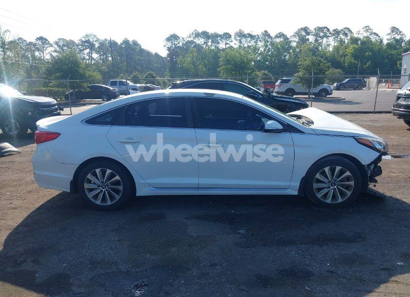 Photo 13 of 2015 Hyundai Sonata SPORT (VIN 5NPE34AF3FH138148)