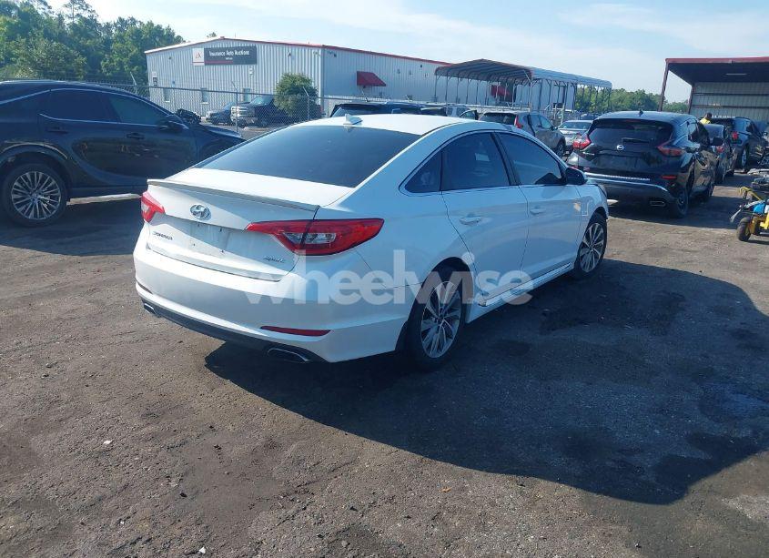 Photo 4 of 2015 Hyundai Sonata SPORT (VIN 5NPE34AF3FH138148)