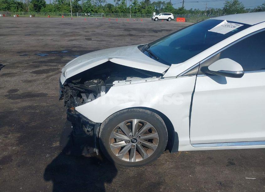 Photo 6 of 2015 Hyundai Sonata SPORT (VIN 5NPE34AF3FH138148)