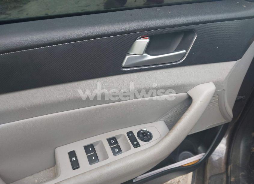 Photo 19 of 2015 Hyundai Sonata SPORT (VIN 5NPE34AF3FH192646)