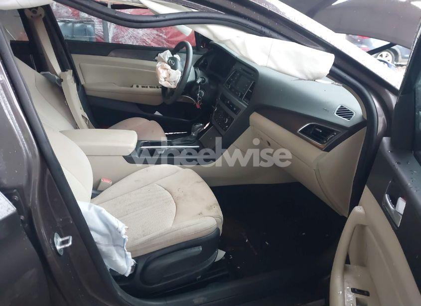 Photo 5 of 2015 Hyundai Sonata SPORT (VIN 5NPE34AF3FH208926)