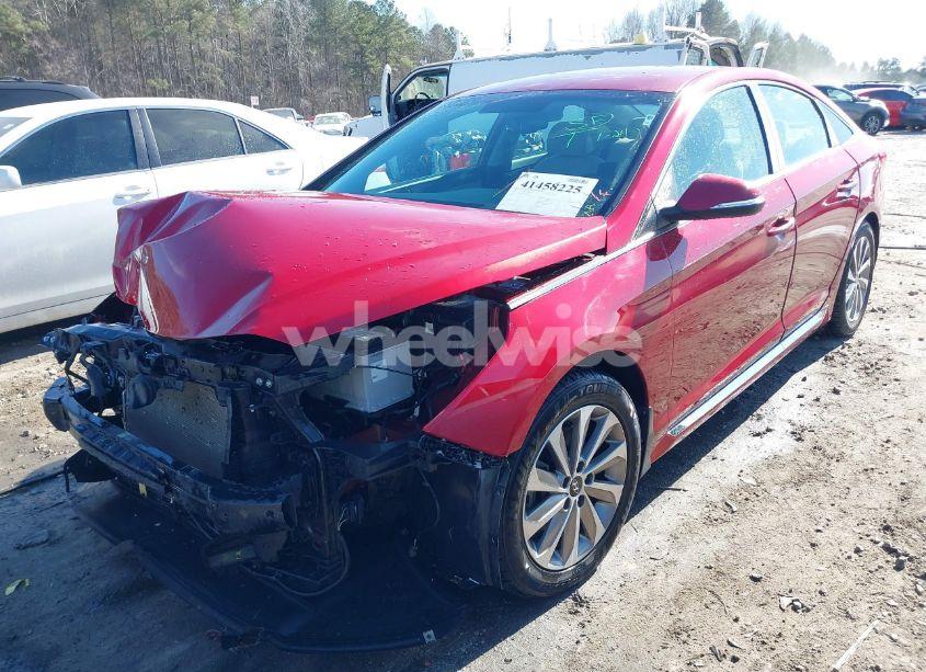 Photo 2 of 2015 Hyundai Sonata SPORT (VIN 5NPE34AF3FH213267)