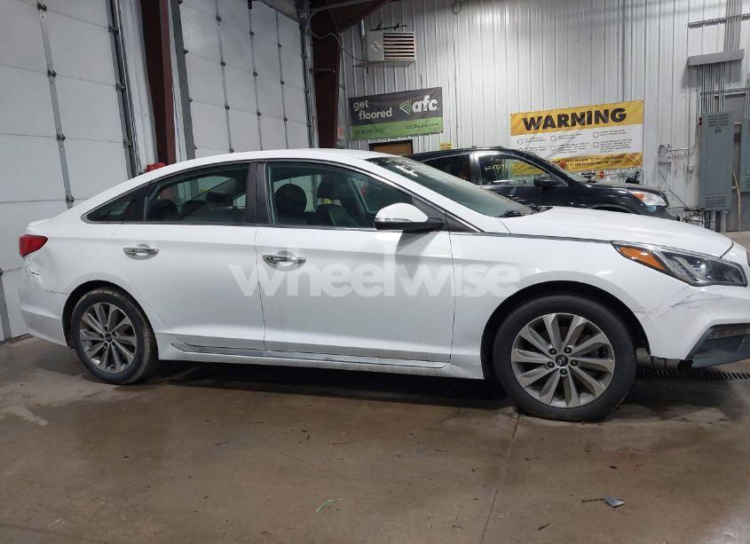 Photo 13 of 2015 Hyundai Sonata SPORT (VIN 5NPE34AF3FH251288)
