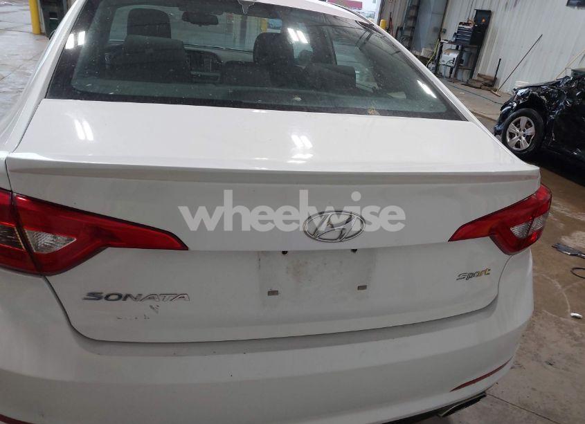 Photo 16 of 2015 Hyundai Sonata SPORT (VIN 5NPE34AF3FH251288)