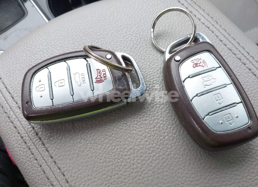 Photo 11 of 2016 Hyundai Sonata LIMITED (VIN 5NPE34AF3GH265838)