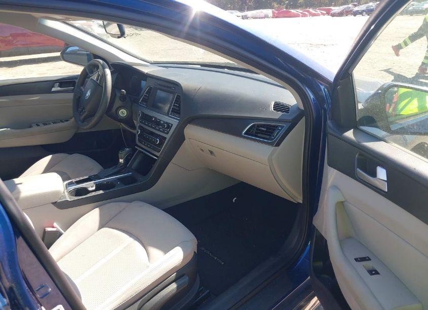 Photo 5 of 2016 Hyundai Sonata SPORT (VIN 5NPE34AF3GH280341)