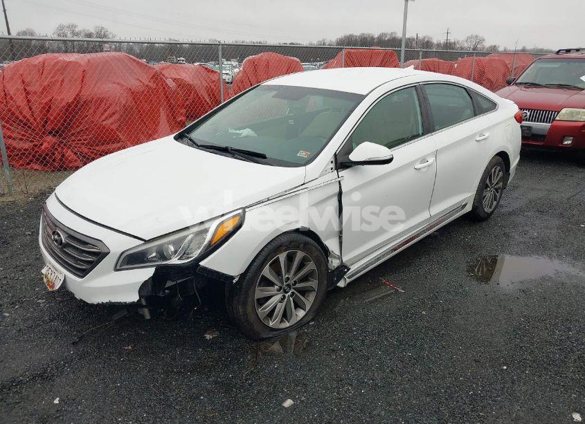 Photo 2 of 2016 Hyundai Sonata SPORT (VIN 5NPE34AF3GH312141)
