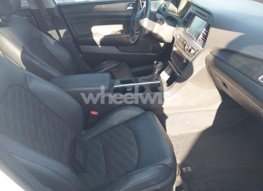 Photo 5 of 2016 Hyundai Sonata SPORT (VIN 5NPE34AF3GH319753)