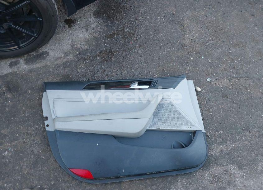 Photo 12 of 2016 Hyundai Sonata LIMITED (VIN 5NPE34AF3GH333121)