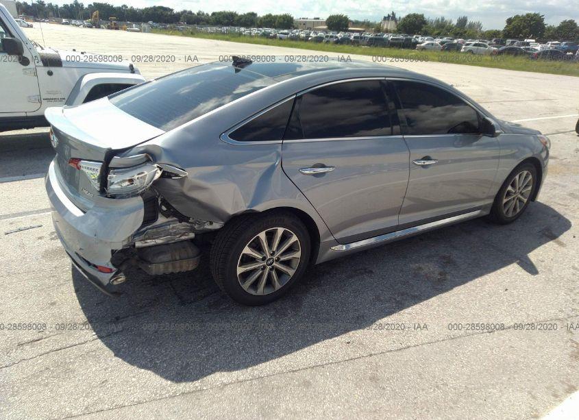 Photo 4 of 2016 Hyundai Sonata LIMITED (VIN 5NPE34AF3GH381766)