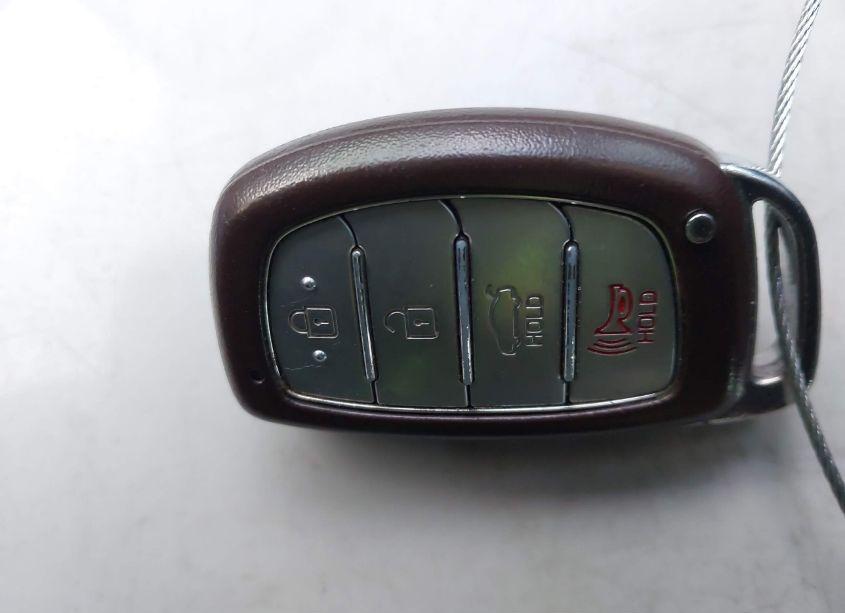 Photo 11 of 2016 Hyundai Sonata LIMITED (VIN 5NPE34AF3GH400963)