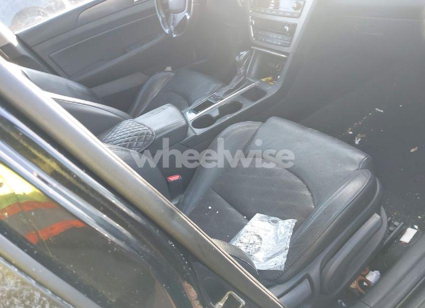 Photo 5 of 2016 Hyundai Sonata SPORT (VIN 5NPE34AF3GH430741)