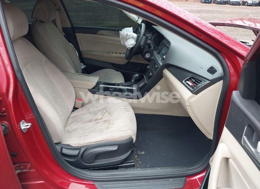 Photo 5 of 2017 Hyundai Sonata SPORT (VIN 5NPE34AF3HH505780)