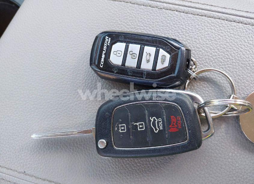 Photo 11 of 2017 Hyundai Sonata SPORT (VIN 5NPE34AF3HH522837)