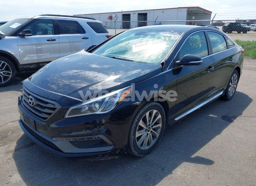 Photo 2 of 2017 Hyundai Sonata SPORT (VIN 5NPE34AF3HH522837)