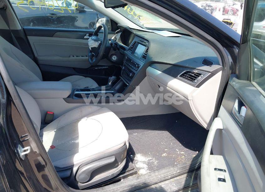 Photo 5 of 2017 Hyundai Sonata SPORT (VIN 5NPE34AF3HH522837)