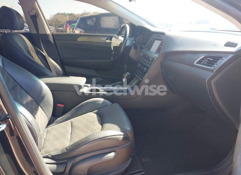 Photo 5 of 2017 Hyundai Sonata SPORT (VIN 5NPE34AF3HH555675)