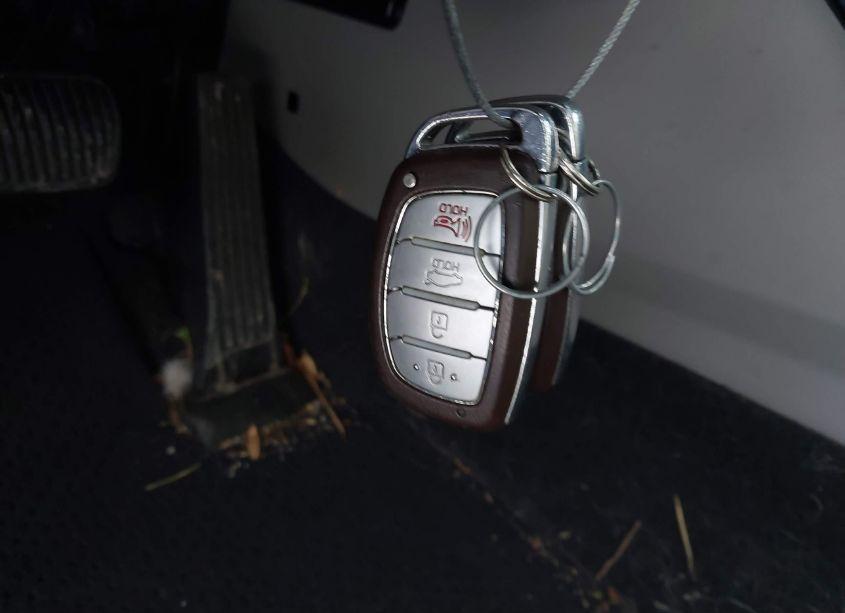 Photo 11 of 2017 Hyundai Sonata SPORT (VIN 5NPE34AF3HH566904)