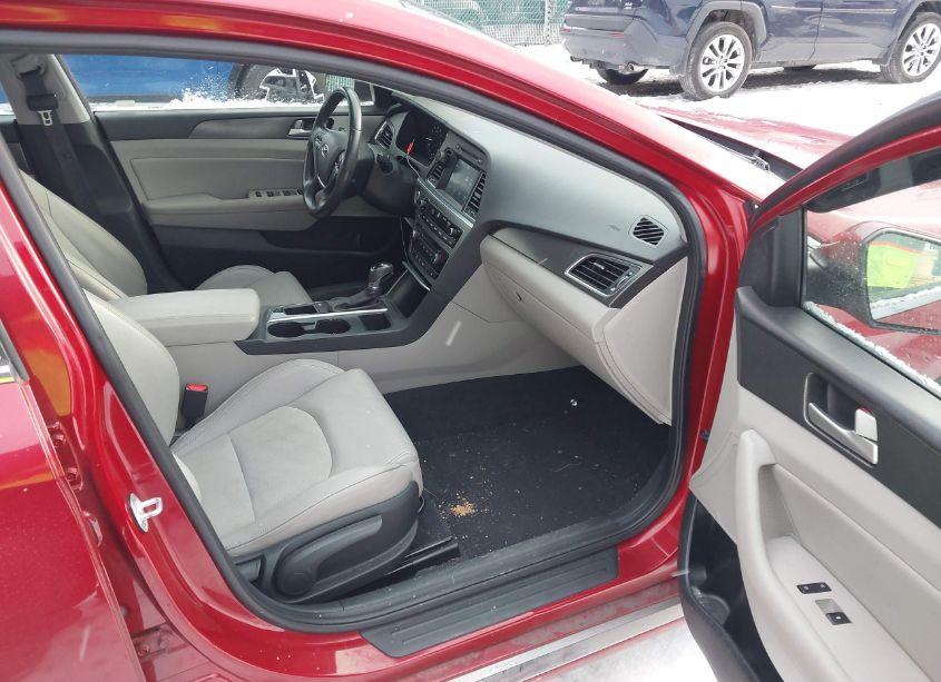 Photo 5 of 2017 Hyundai Sonata SPORT (VIN 5NPE34AF3HH566904)