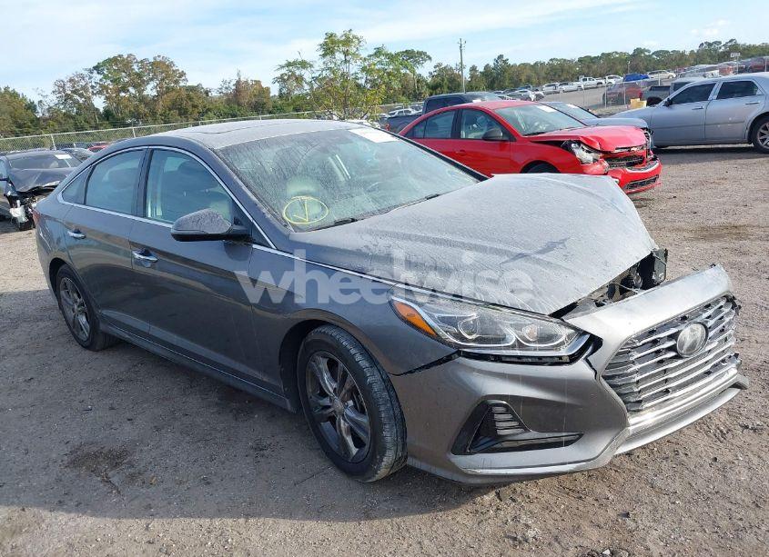 2018 Hyundai Sonata LIMITED (VIN 5NPE34AF3JH611555) main photo