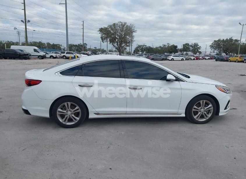 Photo 13 of 2018 Hyundai Sonata SPORT (VIN 5NPE34AF3JH615718)