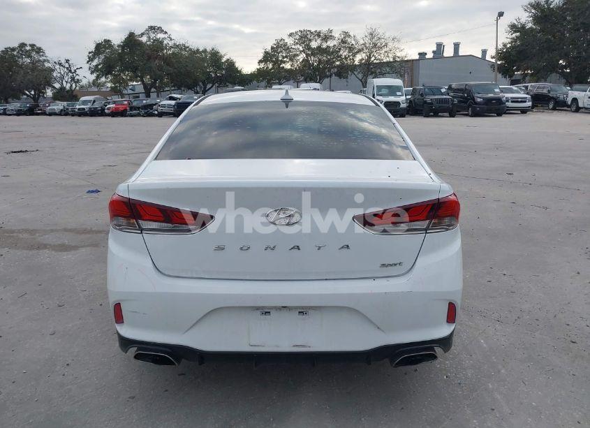 Photo 16 of 2018 Hyundai Sonata SPORT (VIN 5NPE34AF3JH615718)