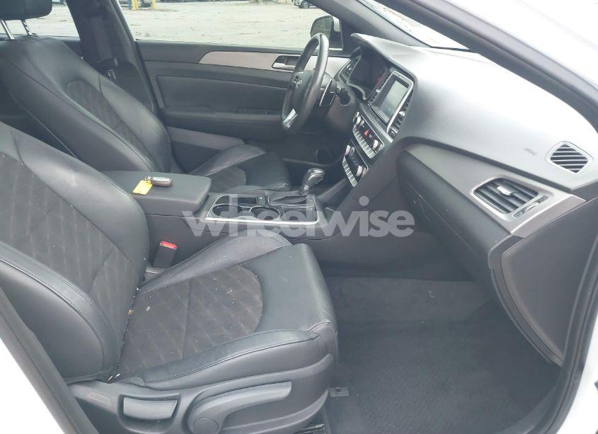 Photo 5 of 2018 Hyundai Sonata SPORT (VIN 5NPE34AF3JH615718)