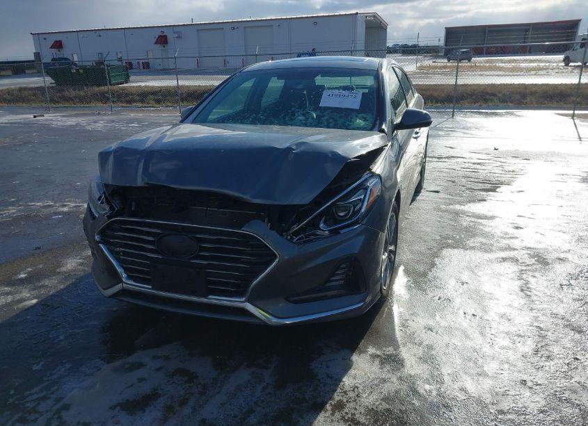 Photo 6 of 2018 Hyundai Sonata LIMITED (VIN 5NPE34AF3JH687342)