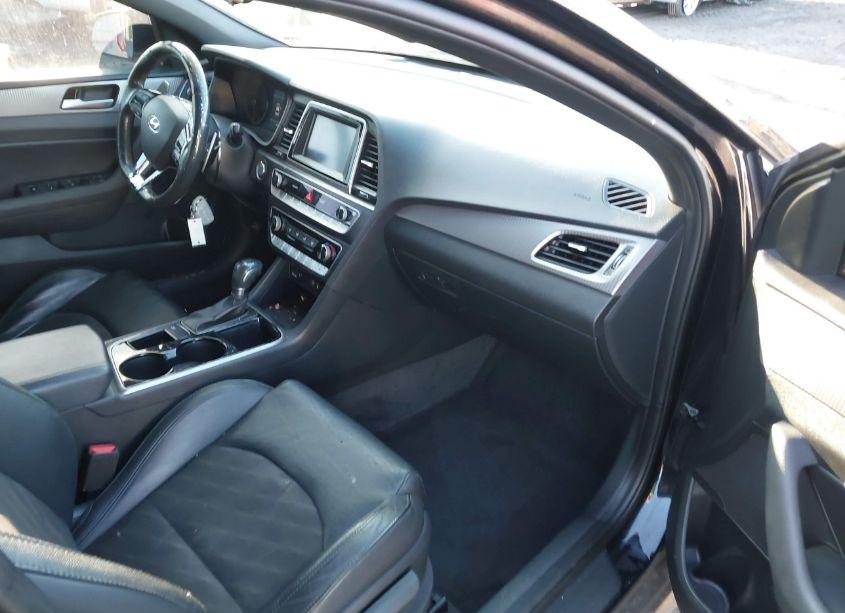 Photo 5 of 2018 Hyundai Sonata SPORT (VIN 5NPE34AF3JH697191)
