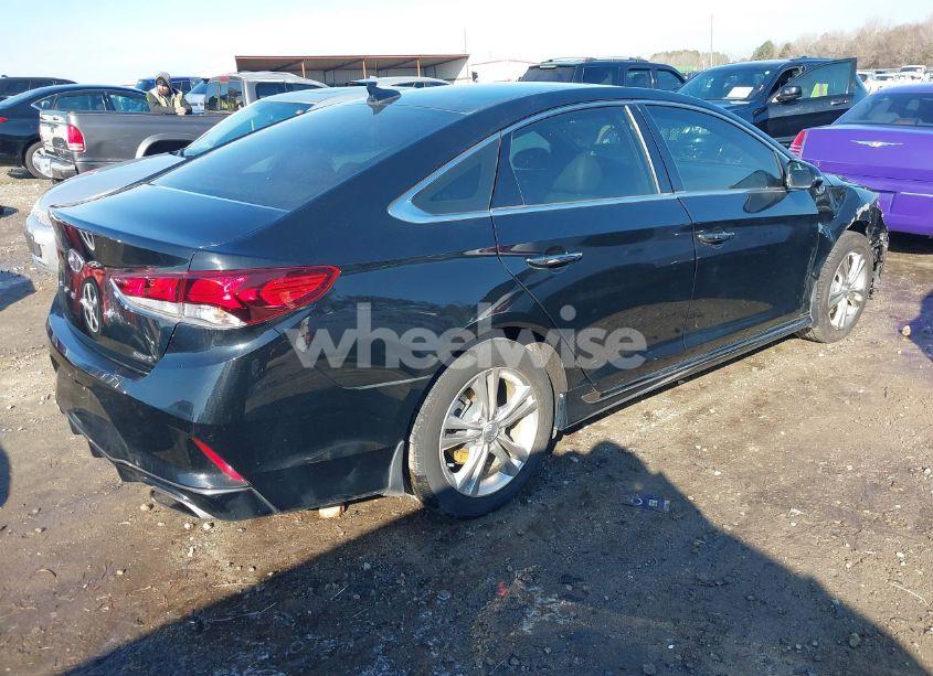 Photo 4 of 2019 Hyundai Sonata SPORT (VIN 5NPE34AF3KH788429)