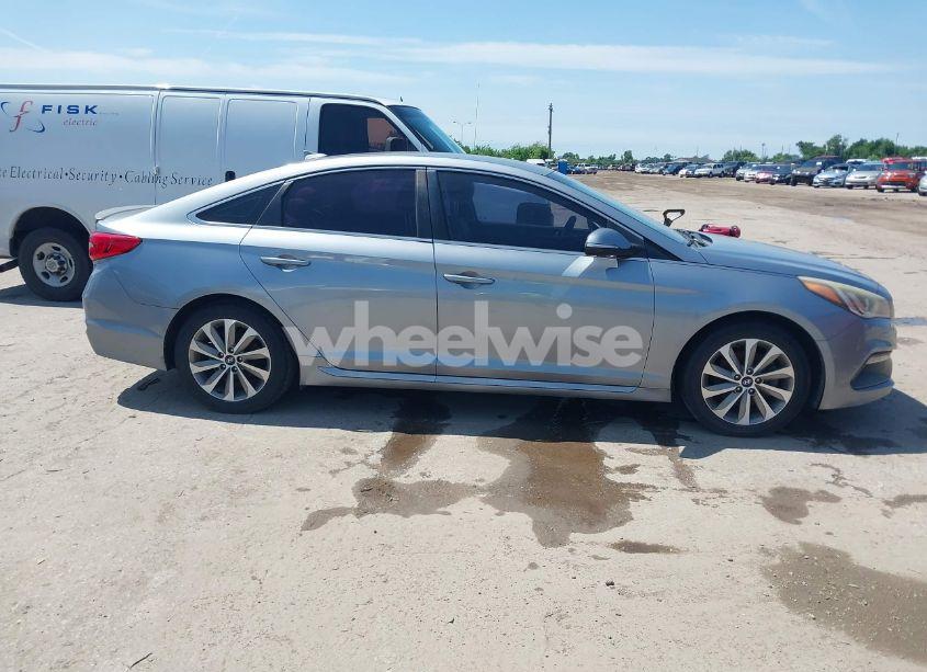 Photo 13 of 2015 Hyundai Sonata SPORT (VIN 5NPE34AF4FH023073)