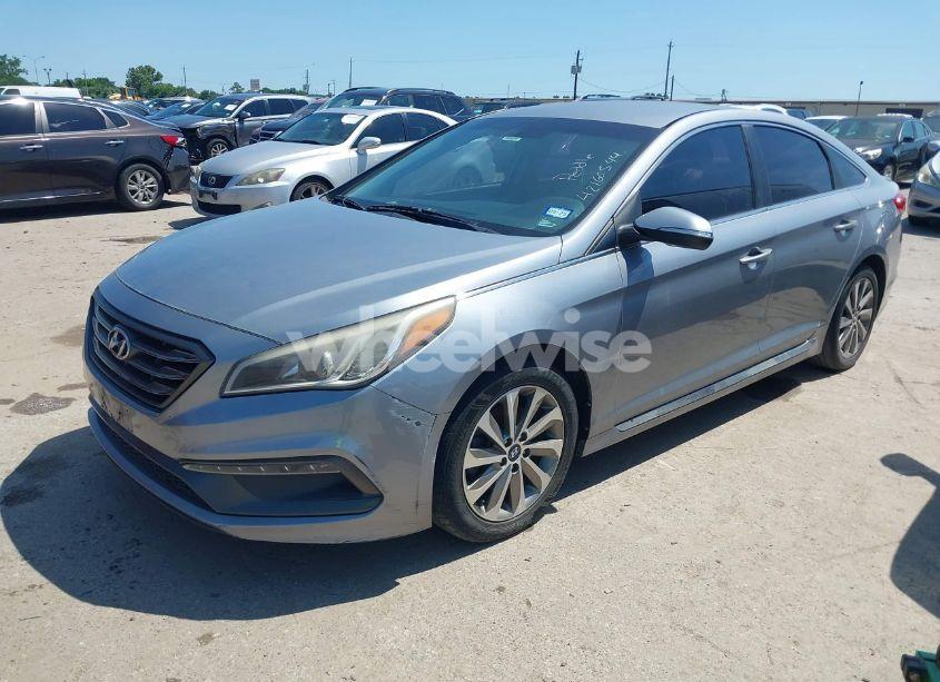 Photo 2 of 2015 Hyundai Sonata SPORT (VIN 5NPE34AF4FH023073)