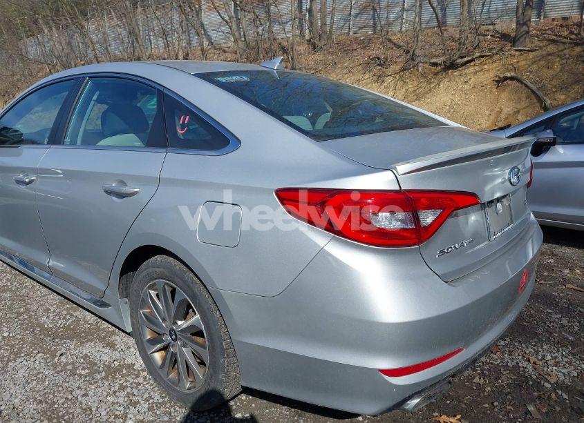 Photo 12 of 2015 Hyundai Sonata SPORT (VIN 5NPE34AF4FH047759)