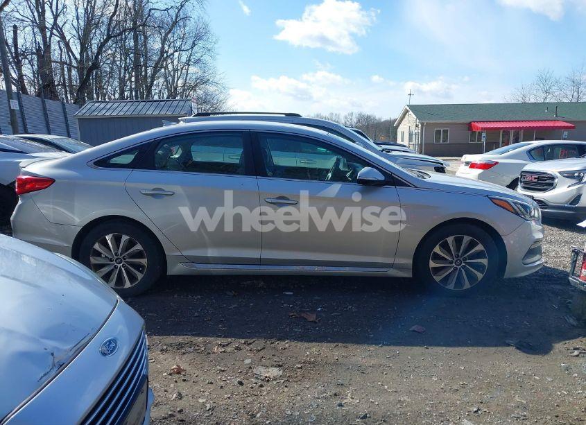 Photo 14 of 2015 Hyundai Sonata SPORT (VIN 5NPE34AF4FH047759)