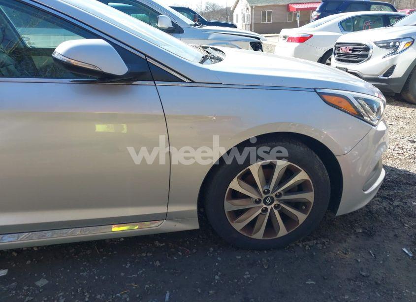 Photo 19 of 2015 Hyundai Sonata SPORT (VIN 5NPE34AF4FH047759)