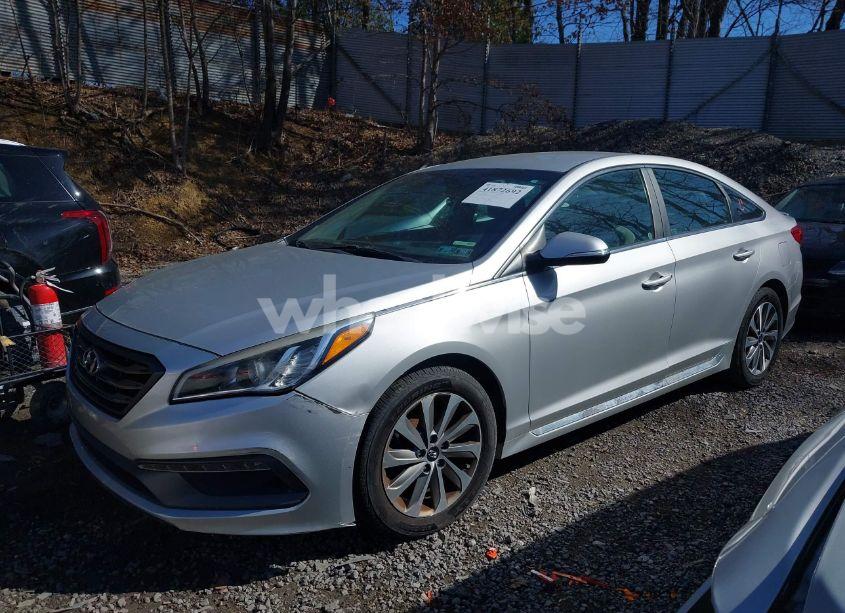 Photo 2 of 2015 Hyundai Sonata SPORT (VIN 5NPE34AF4FH047759)