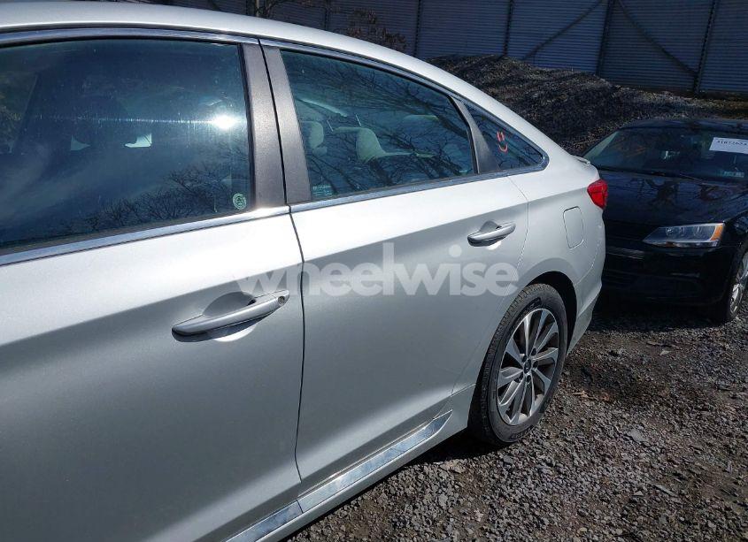 Photo 22 of 2015 Hyundai Sonata SPORT (VIN 5NPE34AF4FH047759)