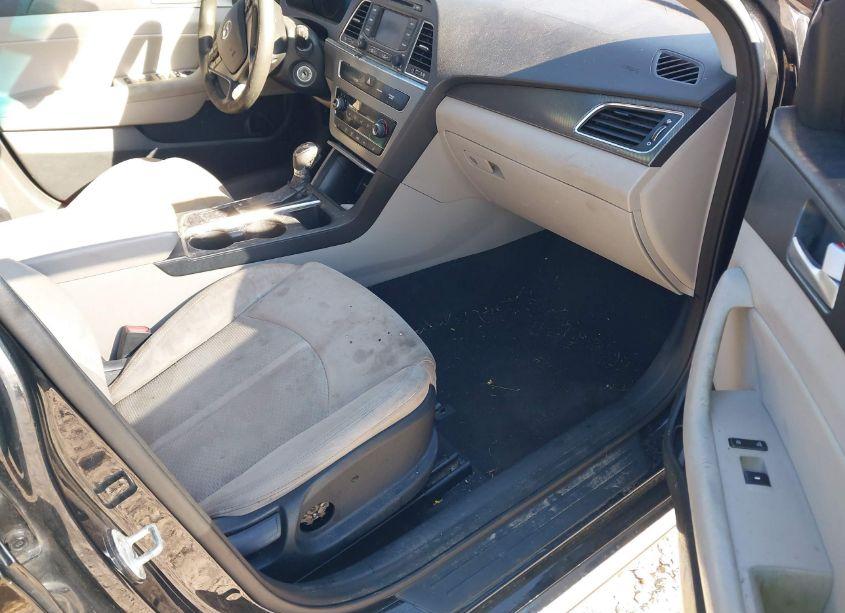 Photo 5 of 2015 Hyundai Sonata SPORT (VIN 5NPE34AF4FH050032)