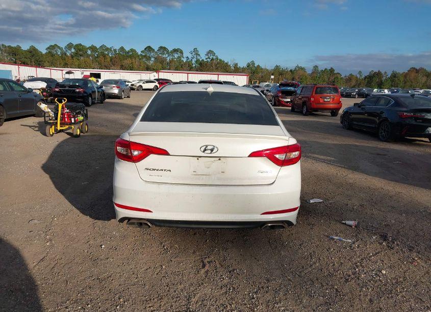 Photo 17 of 2015 Hyundai Sonata SPORT (VIN 5NPE34AF4FH051066)