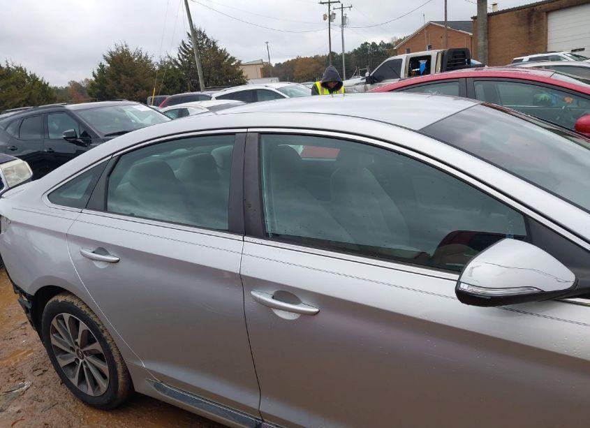 Photo 14 of 2015 Hyundai Sonata SPORT (VIN 5NPE34AF4FH051679)