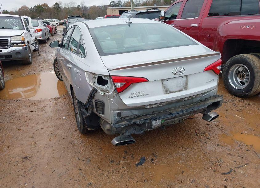 Photo 6 of 2015 Hyundai Sonata SPORT (VIN 5NPE34AF4FH051679)