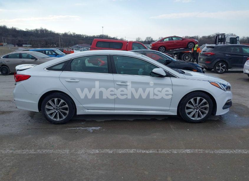 Photo 13 of 2015 Hyundai Sonata SPORT (VIN 5NPE34AF4FH053058)