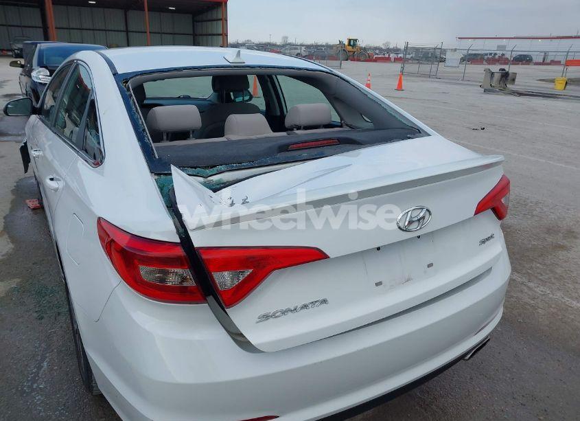 Photo 6 of 2015 Hyundai Sonata SPORT (VIN 5NPE34AF4FH053058)