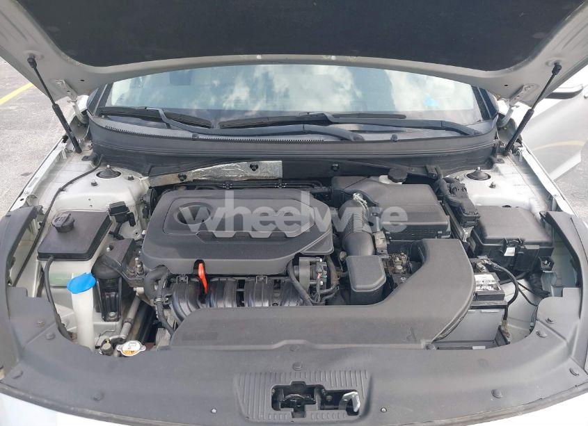 Photo 10 of 2015 Hyundai Sonata LIMITED (VIN 5NPE34AF4FH092734)