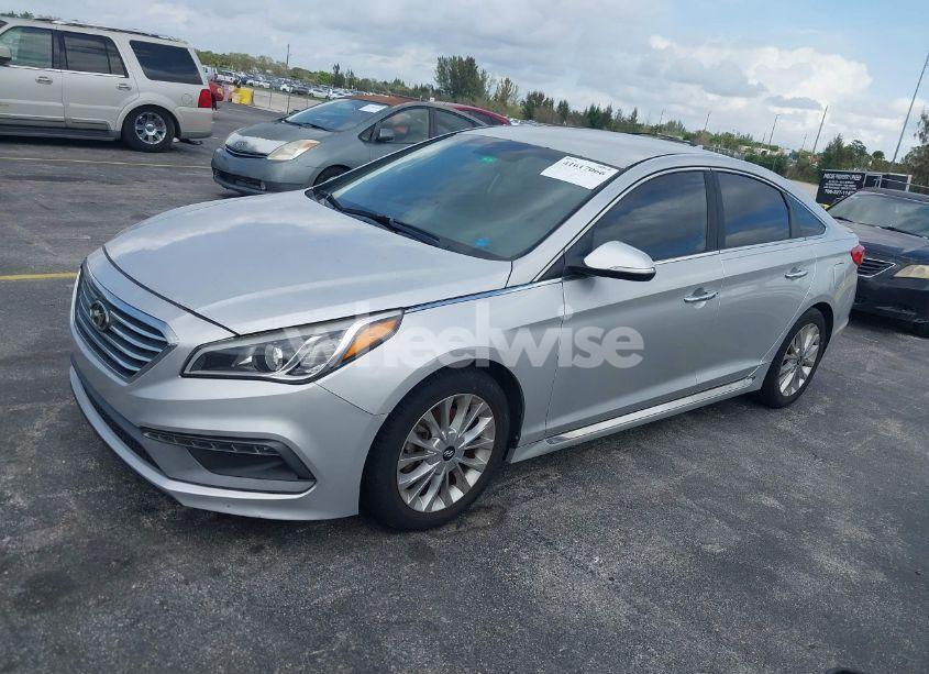 Photo 2 of 2015 Hyundai Sonata LIMITED (VIN 5NPE34AF4FH092734)