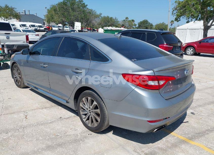 Photo 3 of 2015 Hyundai Sonata SPORT (VIN 5NPE34AF4FH103828)