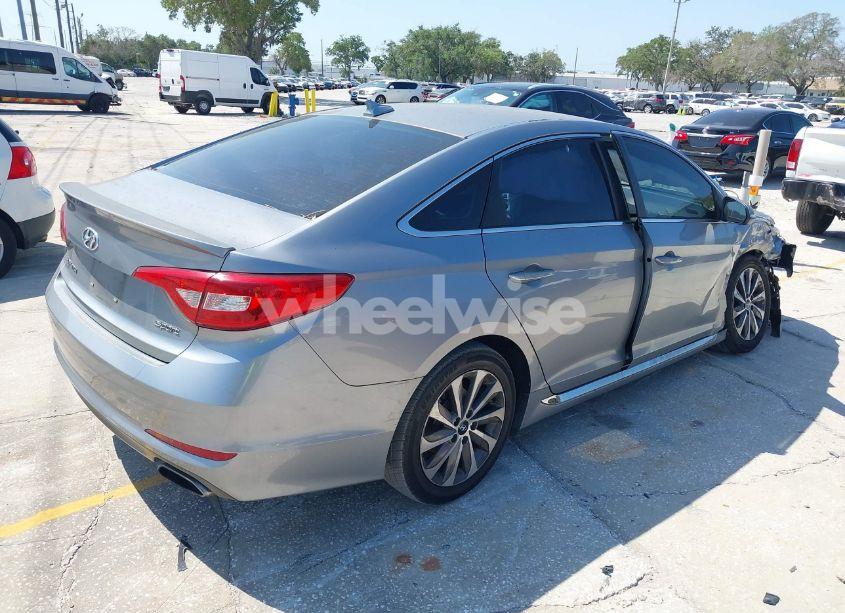 Photo 4 of 2015 Hyundai Sonata SPORT (VIN 5NPE34AF4FH103828)